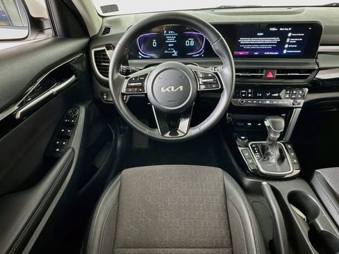 Used 2025 Kia Seltos S AWD/4WD image 22