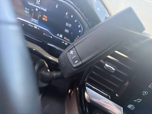 Used 2023 Chevrolet Silverado 1500 RST AWD/4WD image 23