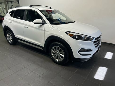 Used 2018 Hyundai Tucson SEL image 2