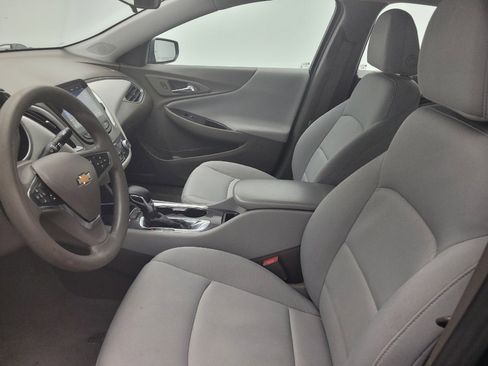 Used 2021 Chevrolet Malibu LS FWD image 17