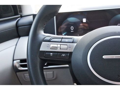 Used 2025 Hyundai Tucson SEL FWD image 19