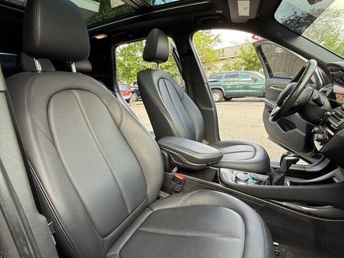Used 2017 BMW X1 xDrive28i image 8