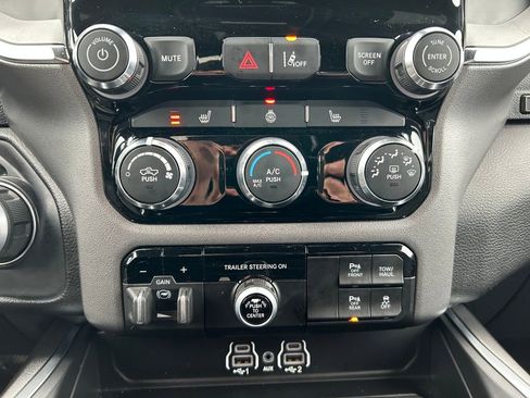 Certified 2025 RAM 1500 Big Horn image 19