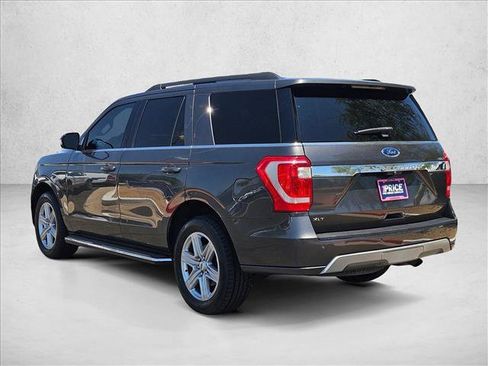 Used 2020 Ford Expedition XLT w/ Equipment Group 202A AWD/4WD image 9