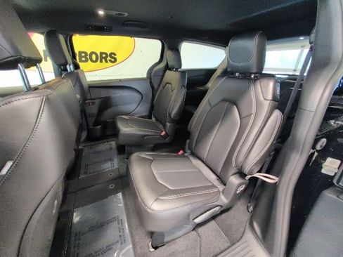 New 2026 Chrysler Voyager LX FWD image 27