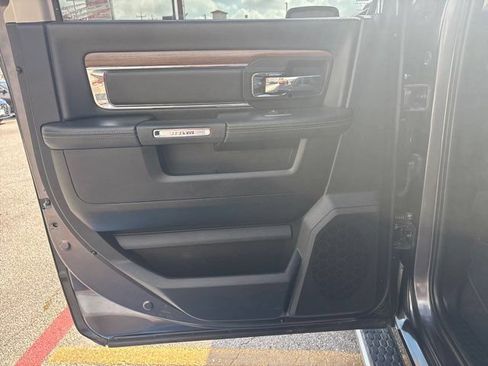 Used 2016 RAM 1500 Laramie w/ Convenience Group AWD/4WD image 25