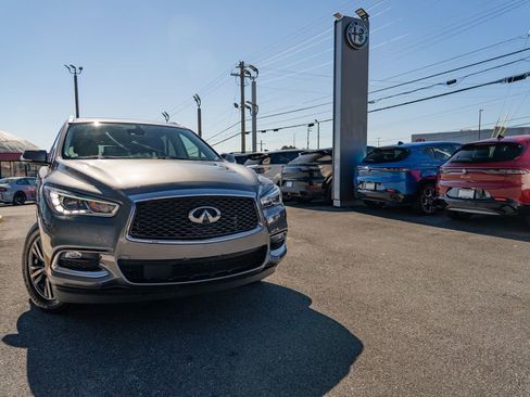 Used 2020 INFINITI QX60 Luxe w/ Essential Package image 11