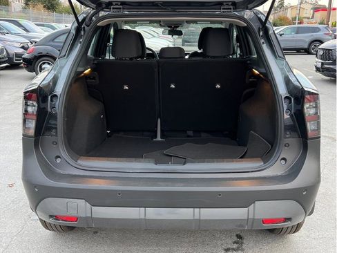New 2026 Nissan Kicks S FWD image 5