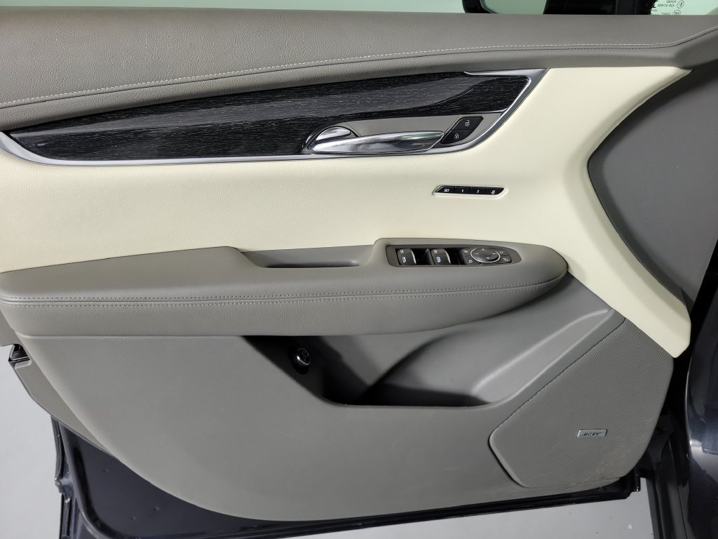 Used 2021 Cadillac XT6 Premium Luxury FWD image 22