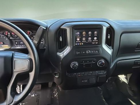 Used 2024 Chevrolet Silverado 1500 Custom Trail Boss w/ LPO, Dark Essentials Package image 12