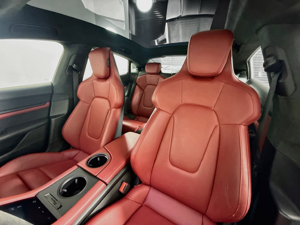 Certified 2023 Porsche Taycan GTS AWD/4WD image 5
