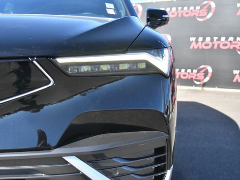 Used 2024 Acura ZDX A-Spec image 11