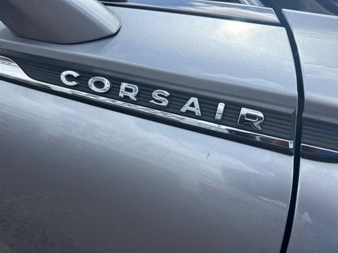 Certified 2023 Lincoln Corsair FWD w/ Equipment Group 101A image 8