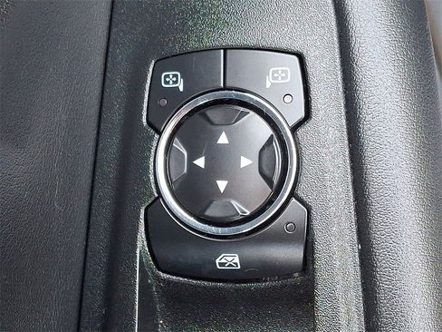 Used 2024 Ford Edge SEL image 26