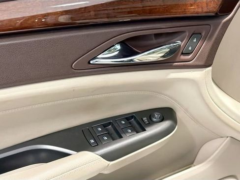 Used 2012 Cadillac SRX Premium image 16