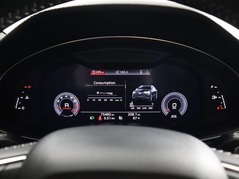 Used 2020 Audi Q8 Premium Plus image 35