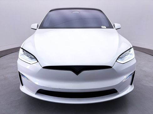 Used 2022 Tesla Model X Plaid AWD/4WD image 11