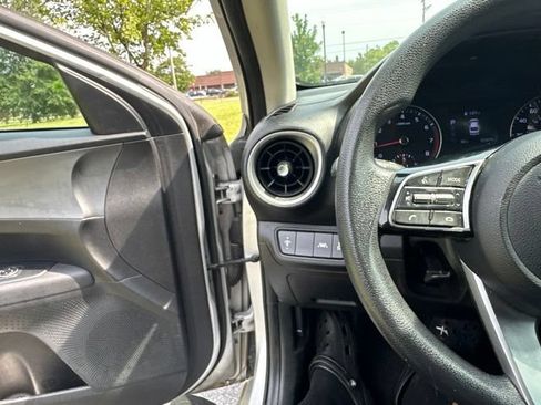 Used 2021 Kia Forte LXS FWD image 35