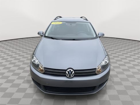 Used 2011 Volkswagen Jetta SE FWD image 3