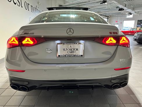 New 2026 Mercedes-Benz E 53 AMG e 4MATIC Sedan image 5