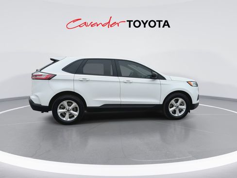 Used 2024 Ford Edge SE AWD/4WD image 9