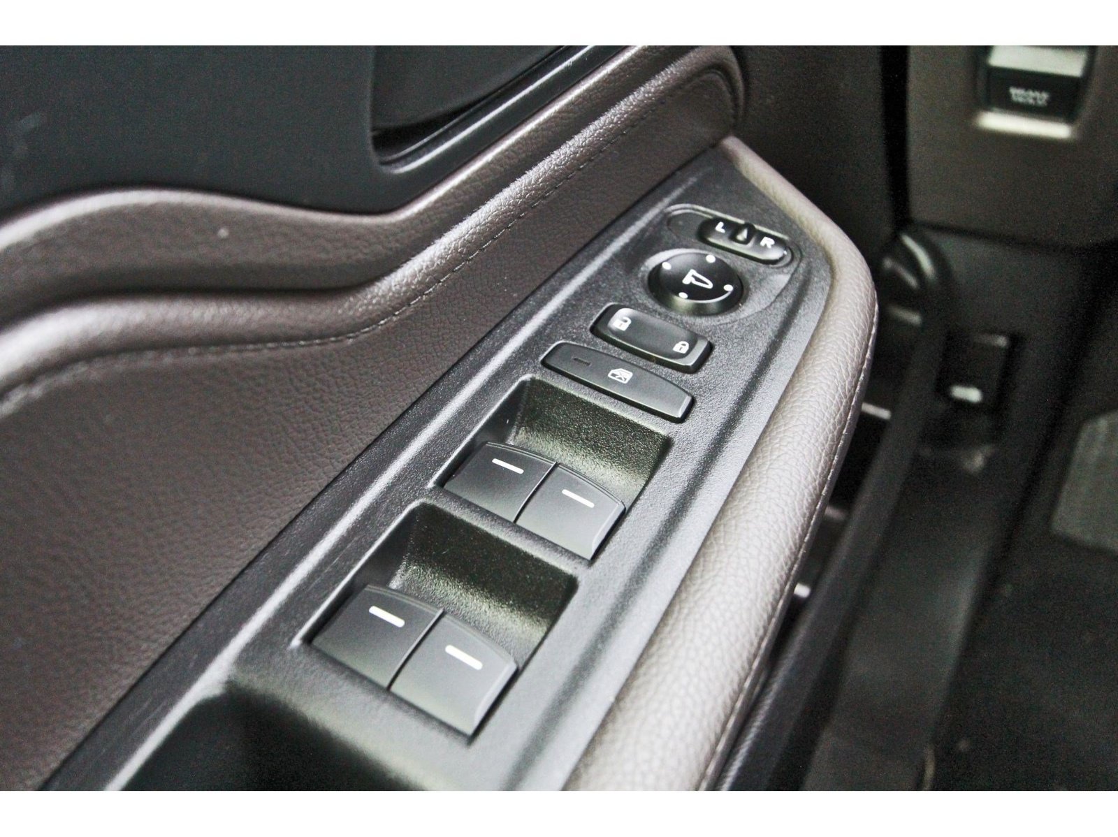 Used 2019 Honda Odyssey EX-L image 24