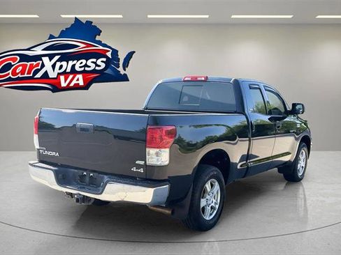 Used 2011 Toyota Tundra 4x4 Double Cab w/ SR5 Pkg image 8
