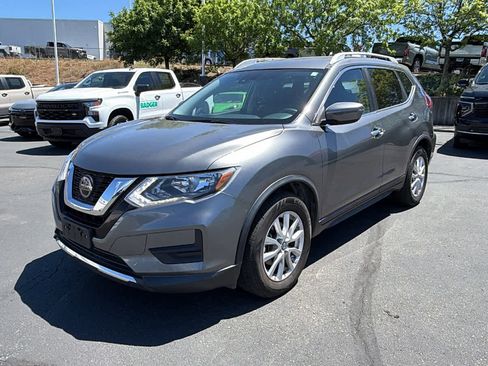 Used 2020 Nissan Rogue SV FWD image 1