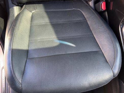 Used 2019 Kia Sorento SX FWD image 25