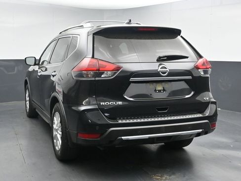 Used 2020 Nissan Rogue SV image 6