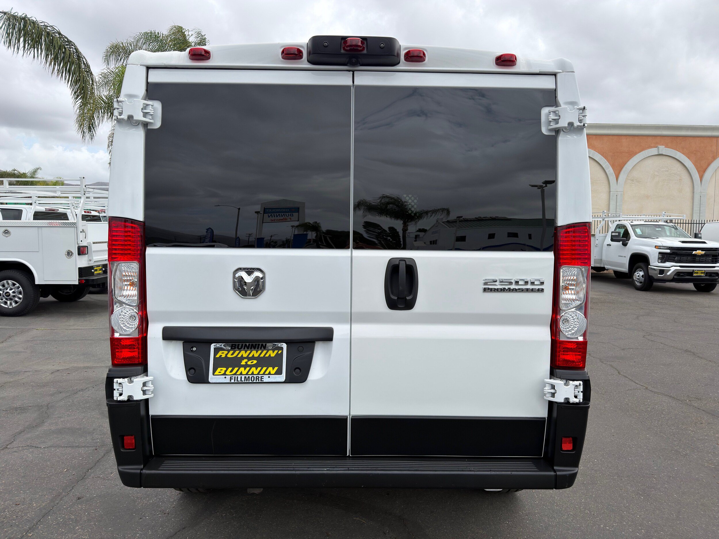 Used 2025 RAM ProMaster 2500 w/ U-Haul Equipment Group FWD image 7