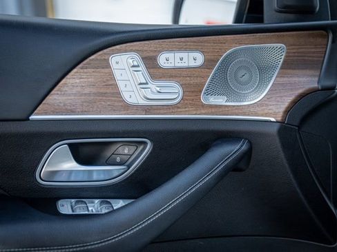 Used 2022 Mercedes-Benz GLS 450 4MATIC w/ AMG Line Exterior image 51