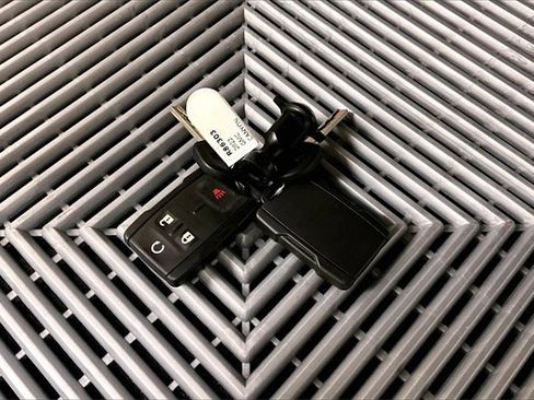 Used 2022 GMC Canyon Elevation w/ Trailering Package image 9