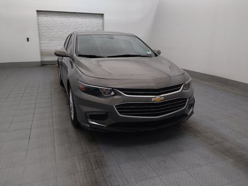 Used 2018 Chevrolet Malibu LT w/ LPO, Convenience Package 2 FWD image 14