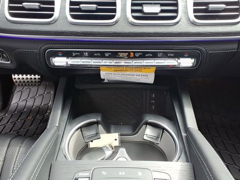 New 2026 Mercedes-Benz GLS 580 4MATIC image 23