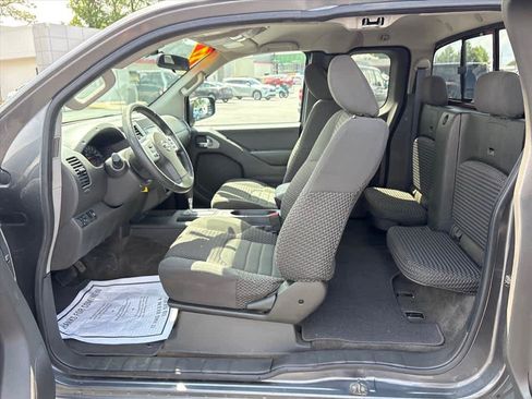 Used 2017 Nissan Frontier SV RWD image 23