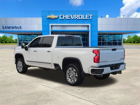 Used 2024 Chevrolet Silverado 2500 High Country AWD/4WD image 3