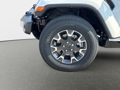 New 2026 Jeep Gladiator Sport AWD/4WD image 11