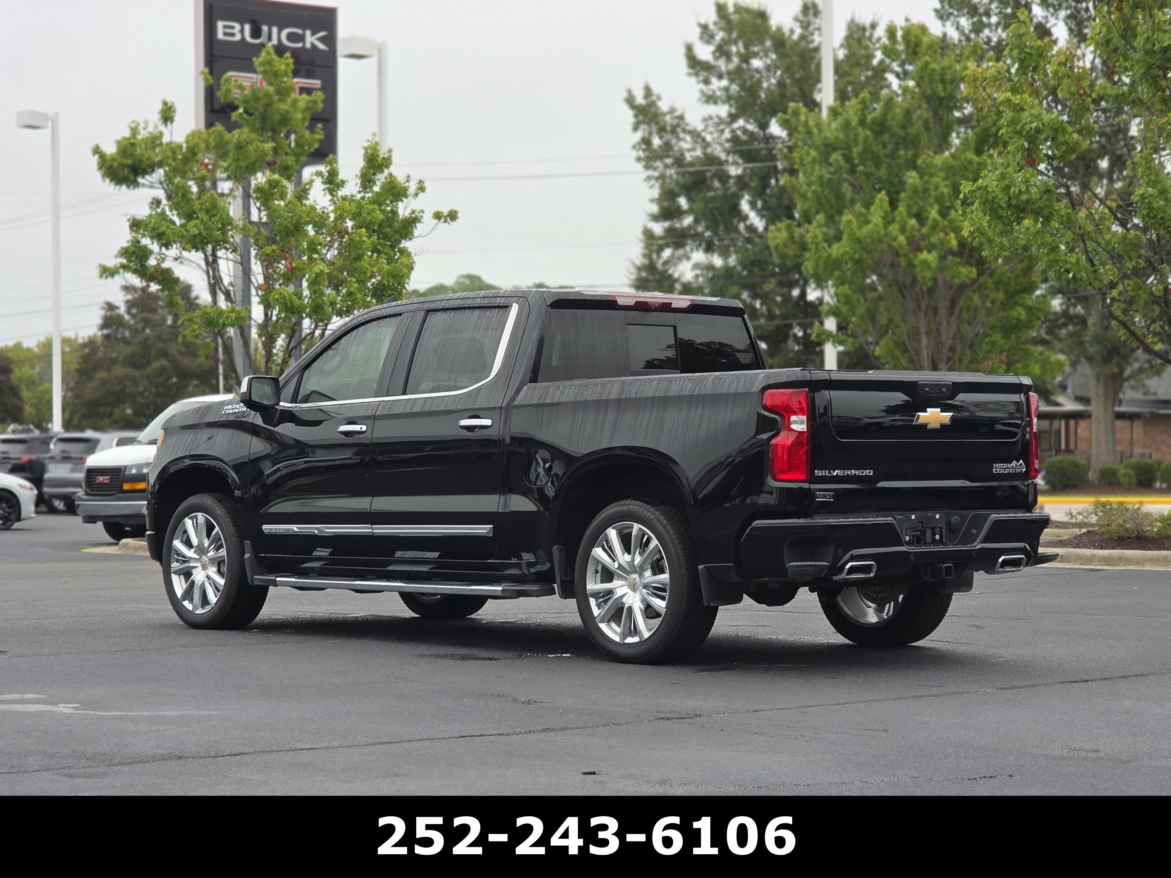 Used 2026 Chevrolet Silverado 1500 High Country w/ High Country Premium Package AWD/4WD image 5
