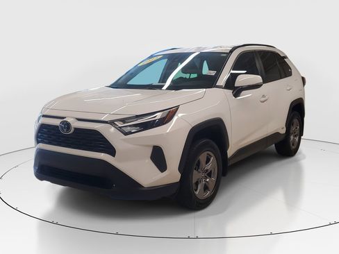 Certified 2025 Toyota RAV4 XLE image 3