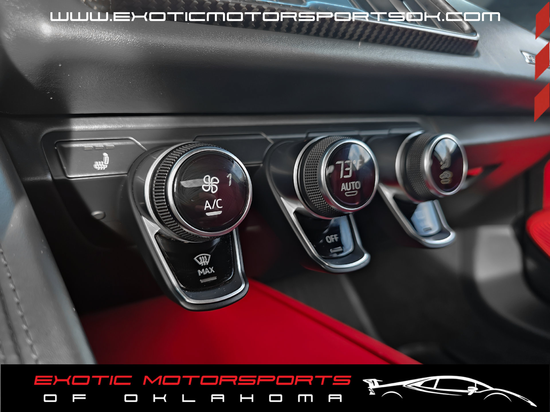 Used 2017 Audi R8 V10 w/ Carbon Exterior Package AWD/4WD image 24