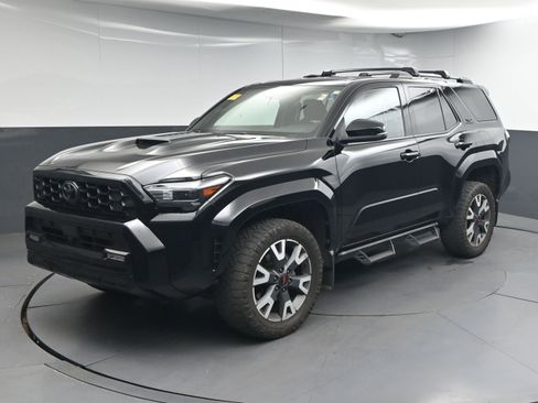 Certified 2025 Toyota 4Runner TRD Sport AWD/4WD image 1