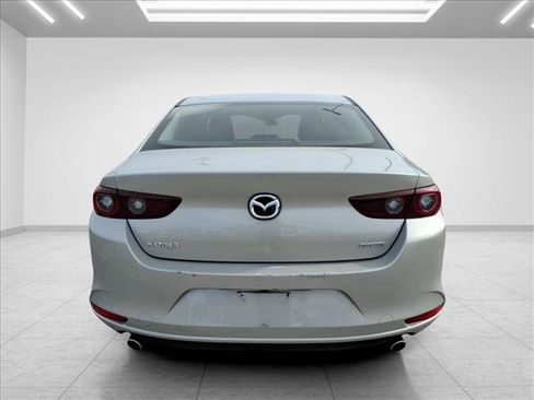 Used 2025 MAZDA MAZDA3 s FWD image 9
