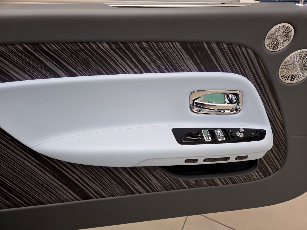 Certified 2024 Rolls-Royce Spectre w/ Spectre Launch Package AWD/4WD image 30