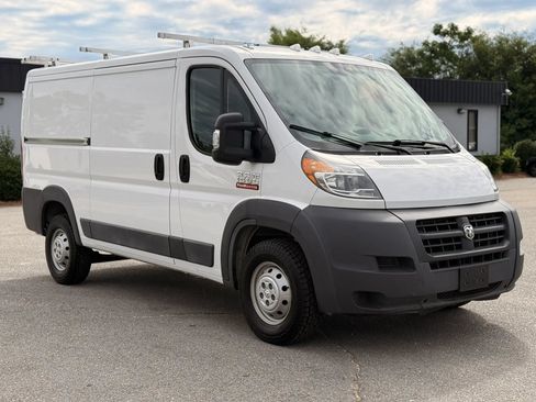 Used 2018 RAM ProMaster 1500 FWD image 3