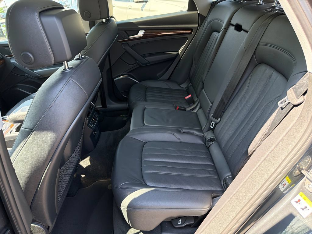 Used 2018 Audi Q5 2.0T Premium Plus w/ Premium Plus Package AWD/4WD image 20