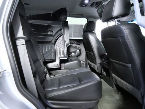 Used 2018 Chevrolet Tahoe LT AWD/4WD image 12