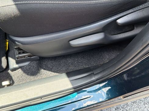 Used 2018 Toyota RAV4 XLE FWD image 14