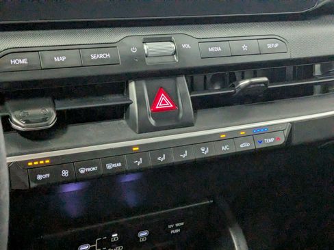 Used 2025 Kia K4 FWD image 19
