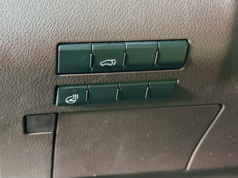 Used 2016 Lexus RX 350 AWD w/ Premium Package image 17
